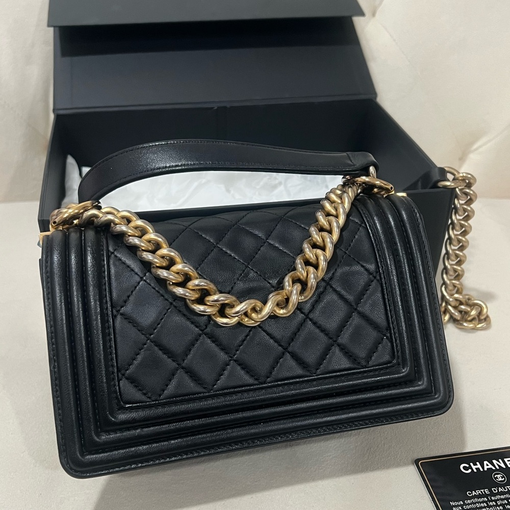 Chanel Small Boy Flap Bag Black Quilted Leather with Gold Chain - Picture 8 of 10